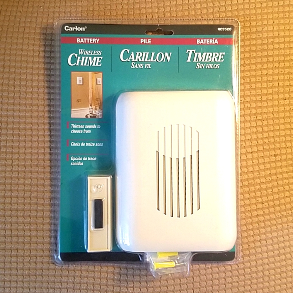 Carlon wireless chime doorbell battery operated rc3520 NEW in box 155 ft range.